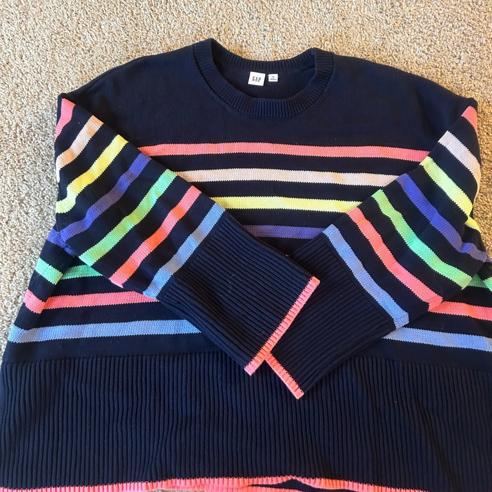 Gap Oversized 24/7 Split-Hem Crewneck Sweater